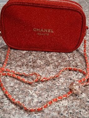Red Glitter Crossbody Bag GWP